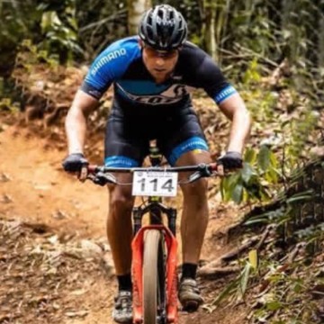 Moronta Gana en Inicio Serie de Mountain Bike